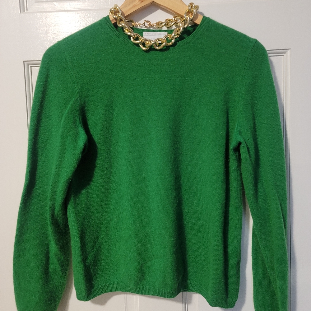 100% cashmere sweater size medium